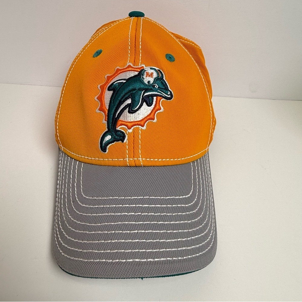Vintage Miami Dolphins Reebok On Field Hat Cap Ball Cap M/L 1990s Orange Gray - Picture 1 of 7